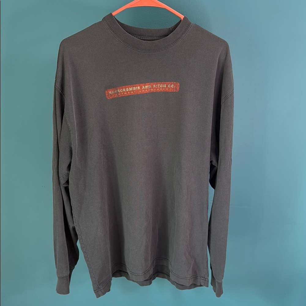 Abercrombie & Fitch Dark Gray Long Sleeve Tee